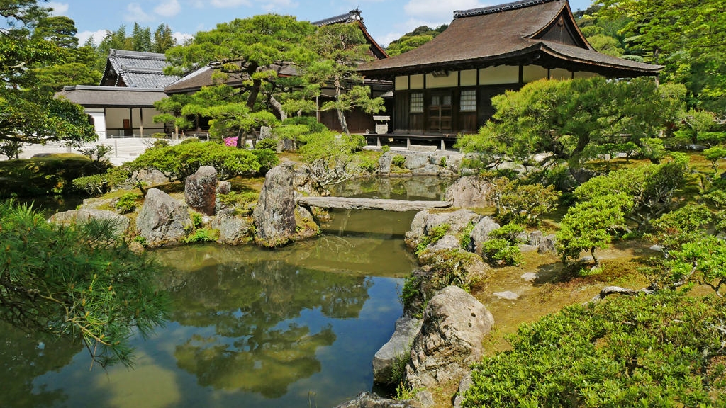 錦鏡池の美しい景観